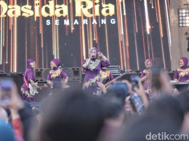 Cerita Grup Kasidah Nasida Ria Bawakan Lagu 'Bom Nuklir' di Jerman