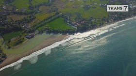VIDEO: Berlabuh di Ujung Genteng