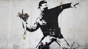 Lukisan Primata Banksy Bakal Dilelang Hingga Rp35 Miliar