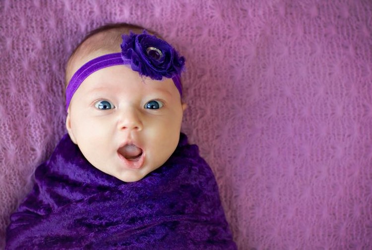 Ingin memberikan nama bayi perempuan dengan makna jujur, Bun? 50 Nama bayi perempuan dengan makna jujur ini bisa Bunda jadikan acuan.