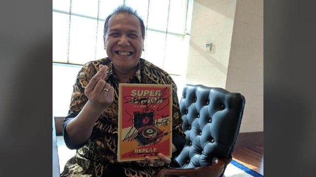 Chairman CT Corp, Chairul Tanjung mengaku dengan kerja sama Trans Media dengan SM Entertainment, ia ingin artis Indonesia bisa 'go global' seperti artis K-Pop.