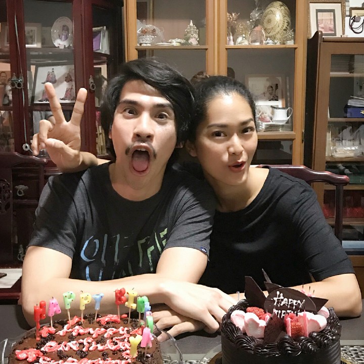 <p>Pose konyol ala pasangan Prisia dan Iedil. Hi-hi-hi. (Foto: Instagram/iedilputra)</p>