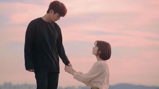 Drama adaptasi dari karya Jepang ini mendapat sambutan baik dari kalangan pecinta drama Korea. Drama manis diberi sentuhan twist tak terduga memukau penonton.