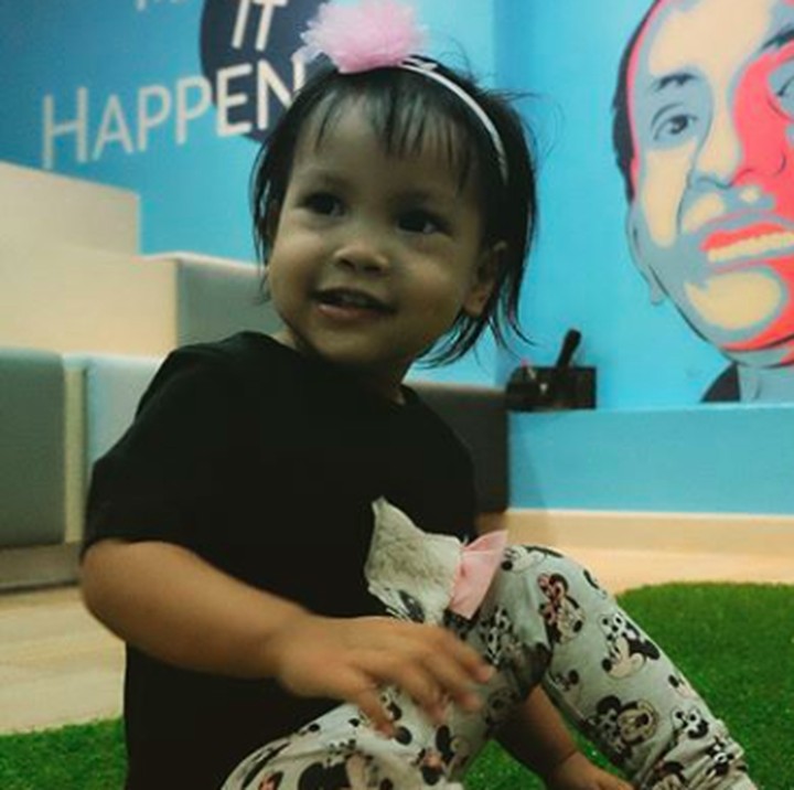 <p>Cucu Amien Rais ini genap berumur 2 tahun lho tahun ini. (Foto: Instagram/ @hanumrais)</p>