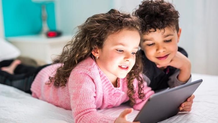 Anak Bunda kecanduan main video game? Apakah orang tua punya andil atas hal ini?
