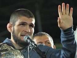 Khabib Nurmagomedov Vs Beruang, Disuruh Gigit Balik Beruangnya!