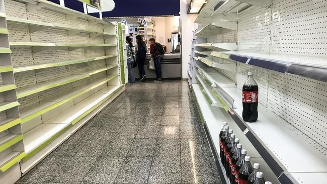 Venezuela menghadapi krisis penanganan virus corona lantaran kekuarangan kebutuhan medis di tengah keputusan lockdown pemerintah.
