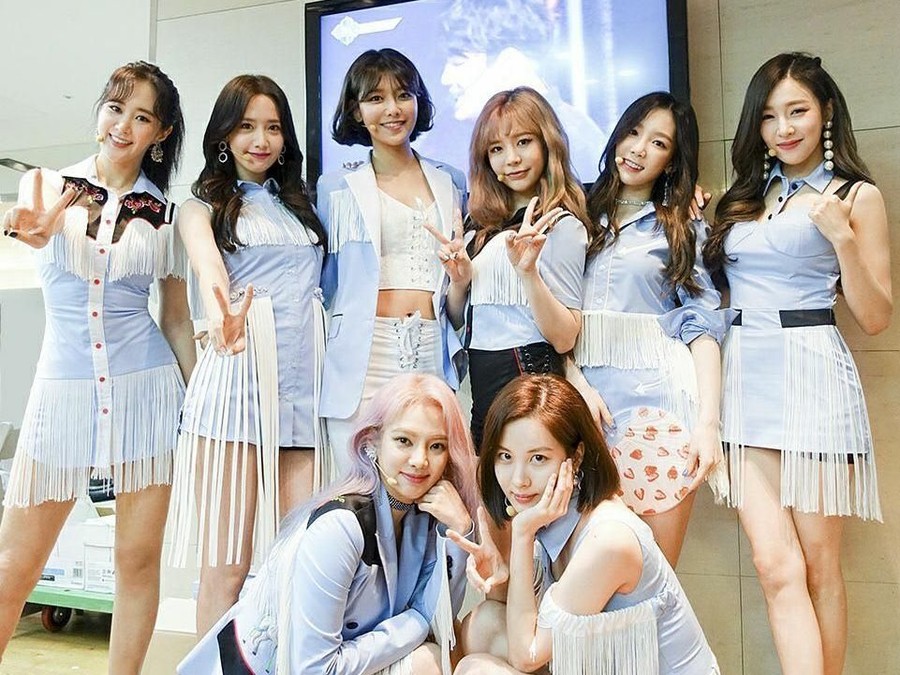 SM Entertainment dikenal memiliki banyak artis yang telah mendunia. Mulai dari Super Junior hingga Red Velvet.