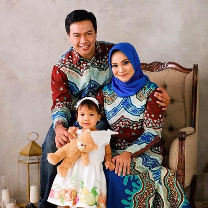 <p>Kenalkan, Bun. Ini Sarahza Reashira Almahendra. Sarahza adalah putri anak kedua Hanum Rais, Hanum Rais dan Rangga Almahendra. (Foto: Instagram/ @hanumrais)  </p>