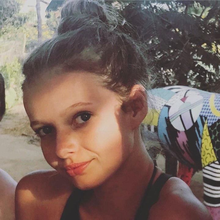 <p>Apple Martin merupakan anak pertama Chris Martin dan Gwyneth Paltrow. Ia lahir pada 14 Mei 2004 silam, Bunda. (Foto: Instagram/@gwynethpaltrow)</p>