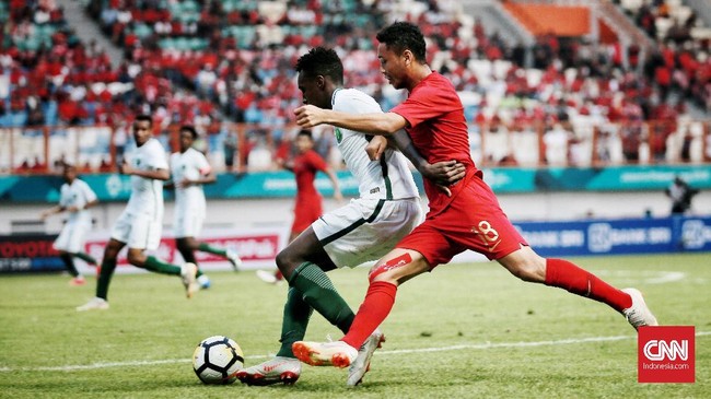 Kiper Timnas Indonesia U-19 Muhammad Riyandi menyoroti komunikasi lini belakang yang masih belum berjalan baik.