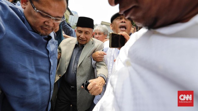 Politikus PAN Amien Rais diklaim baru bertemu dua kali secara langsung dengan tersangka kasus hoaks Ratna Sarumpaet.