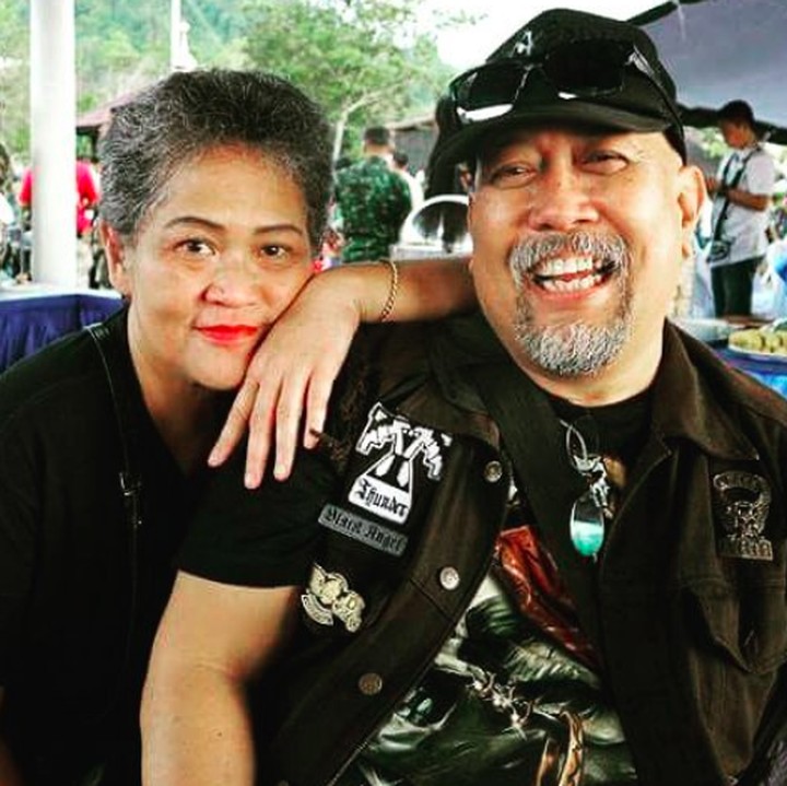 <p>Beberapa waktu lalu, Anthy didiagnosis kanker paru. Selama itu pula Indro senantiasa mendampingi sang istri. (Foto: Instagram/ @indrowarkop_asli)</p>