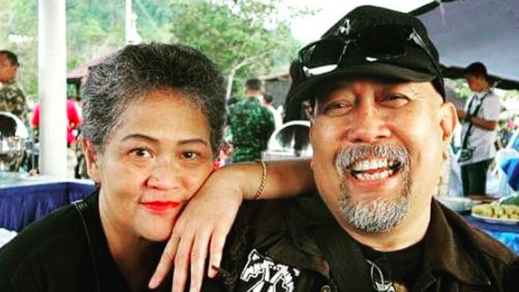 Ungkap kerinduan pada mendiang istri, Indro 'Warkop' juga berpesan untuk hargai waktu bersama pasangan.