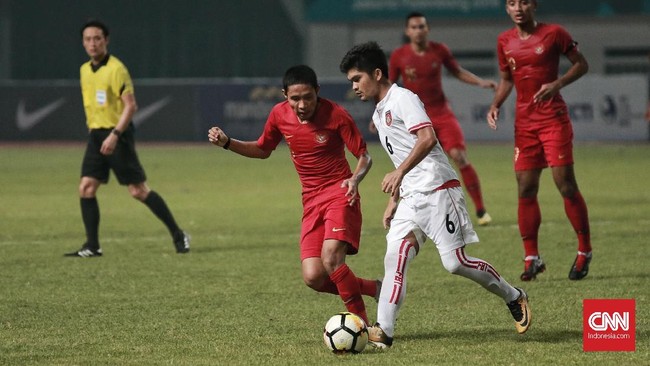 Pelatih interim Bima Sakti bakal fokus menyeimbangkan transisi bermain saat Timnas Indonesia vs Hong Kong sebagai persiapan jelang tampil di Piala AFF 2018.