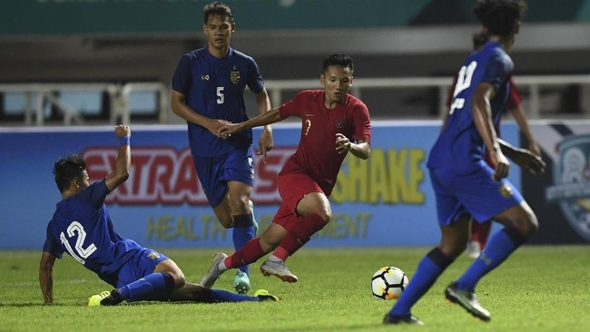 Syahrian Abimanyu menjadi salah satu pemain potensial Indonesia yang selangkah lagi bakal bergabung dengan klub asal Australia, Newcastle Jets.