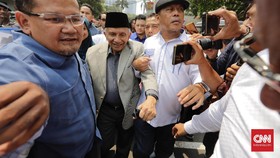 Amien Rais Penuhi Panggilan Polisi