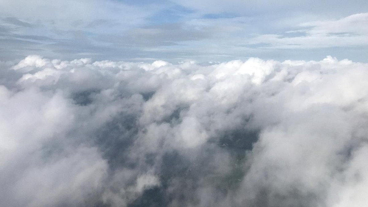 FOTO: Geliat Warga Florida Bertahan Hadapi Badai Michael