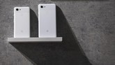 FOTO: Melihat dari Dekat Google Pixel 3, 'Si Poni' ala Google Google akhirnya mengungkap kemunculan dua generasi penerus ponsel Pixel. Selain dari sisi desain, keduanya kini dibekali kamera ganda di bagian depan.