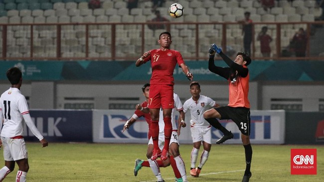 Berikut prediksi hasil akhir pertandingan Timnas Indonesia vs timnas Hong Kong yang akan berlangsung di Stadion Wibawa Mukti, Selasa (6/10) sore.