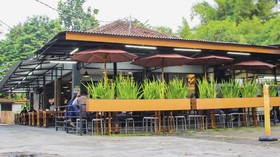Eddy Supardi dan Roti Bakar Kebanggaan Ibu Kota
