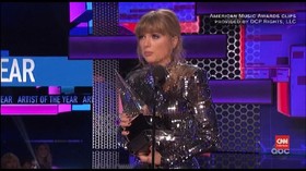 VIDEO: Taylor Swift-Camila Cabello Menang Besar di AMA 2018