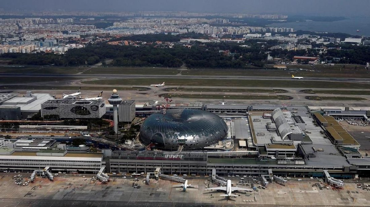 Konglomerat RI Kuasai Bisnis Avtur di Singapura, Sasar Bandara Changi