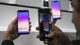 FOTO: Melihat dari Dekat Google Pixel 3, 'Si Poni' ala Google Google akhirnya mengungkap kemunculan dua generasi penerus ponsel Pixel. Selain dari sisi desain, keduanya kini dibekali kamera ganda di bagian depan.