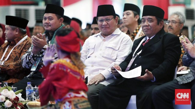 Prabowo dinilai seolah kagum ketika ada seorang pemimpin yang dengan lantang mengatakan ingin melindungi rakyat di negaranya.