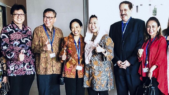 Direktur Wahid Institute Yenny Wahid menggandeng investor Arab Saudi untuk membiayai proyek infrastruktur di Indonesia senilai US$100 juta, setara Rp1,5 triliun