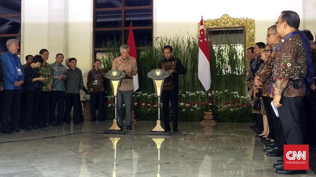 Bank Indonesia dan Otoritas Moneter Singapura (MAS) meneken kerja sama mengenai transaksi pertukaran nilai mata uang (repo dan swap) senilai US$10 miliar.