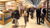 FOTO: Tujuh Dekade Pesta Pencinta Buku Frankfurt Book Fair Frankfurt Book Fair 2018 telah dibuka pada 9 Oktober lalu. Tahun ini menjadi gelaran ke-70 pesta buku terbesar di dunia itu.