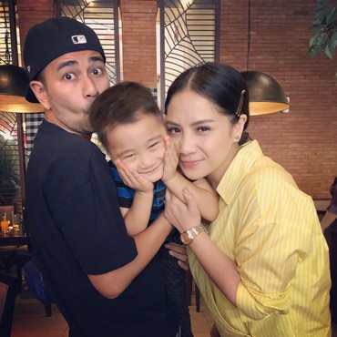 Telat Datang Bulan, Nagita Slavina Hamil?