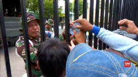 VIDEO: Pasha Ungu soal Pengungsi Gempa: Logistik Kami Kurang