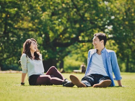 Janda Cantik Nikahi Pria Muda Seumuran Anaknya, Cinta Tak Pandang Usia