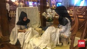 Indonesia Pavilion Goods On Sale Amounts to 8 Billion Rupiah