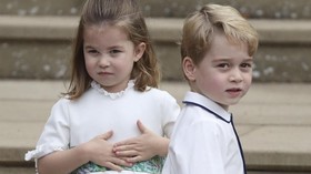FOTO:Tingkah Gemas George dan Charlotte di Pernikahan Eugenie