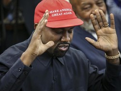 Usai Berjalan di Air, Kanye West: Aku Adalah Musa yang Baru