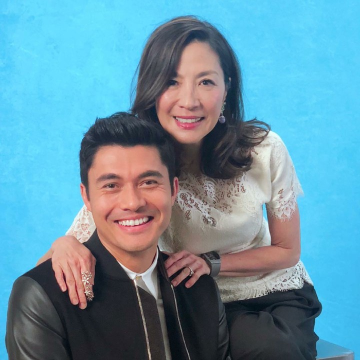 <p>Kalau Bunda udah nonton film 'Crazy Rich Asians', pasti tahu kan sosok Michelle Yeoh seperti apa dalam film? Ibu yang terlihat galak dan tegas dengan aturan keluarga. (Foto: Instagram/michelleyeoh_official)</p>