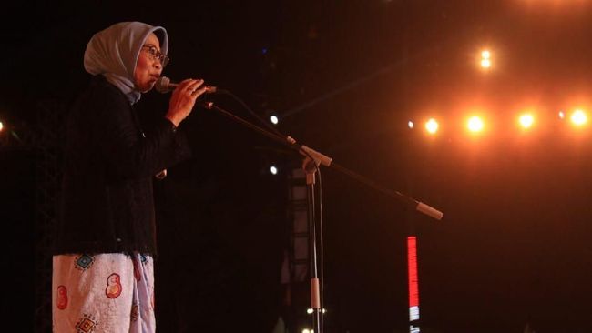 Makassar International Eight Festival and Forum 2018 (F8) memperlihatkan sisi solidaritasnya bagi korban bencana alam di Palu, Donggala, dan Sigi.