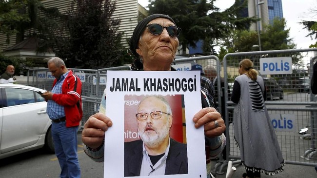 AS disebut terima Rp1,5 T dari Saudi saat kunjungan Pompeo ke Riyadh yang hendak mendiskusikan kisruh kasus wartawan hilang Jamal Khashoggi.