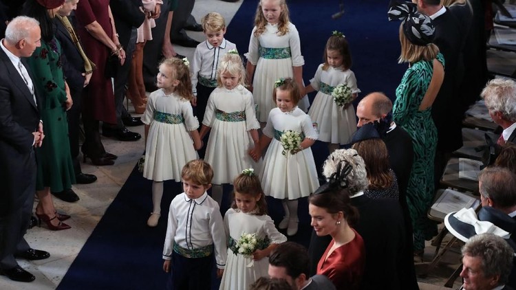 Anak-anak Kerajaan Inggris, Pangeran George, Putri Charlotte, hingga calon anak Pangeran Harry harus menaati tujuh aturan ketat berikut, Bun. Apa aja ya?