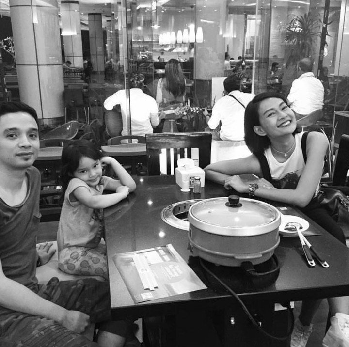 <p>Nggak cuma momen spesial aja, makan bersama juga bisa jadi quality time yang oke nih buat Endhita dan Onci. (Foto: Instagram Endhita)</p>