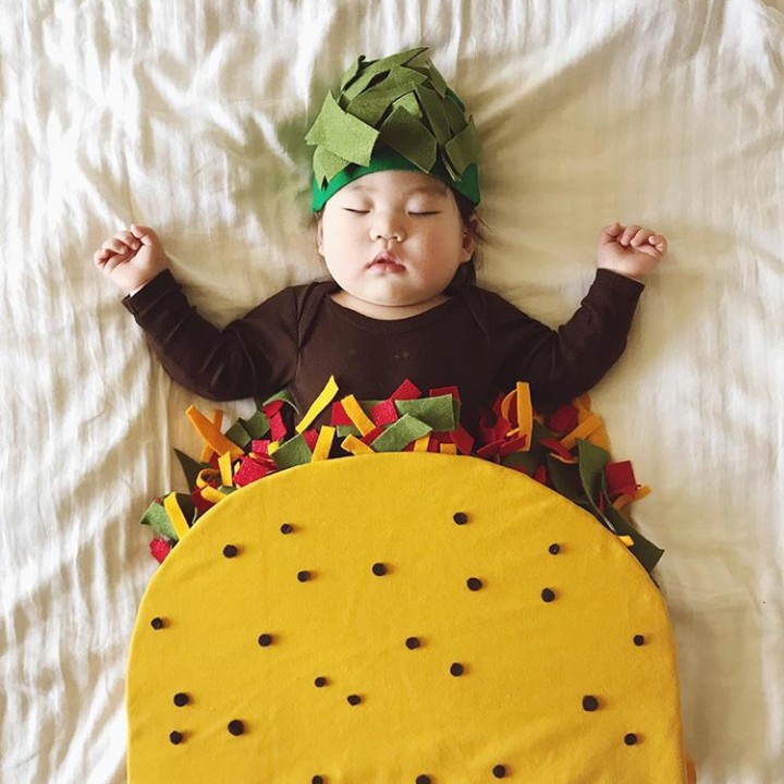 <p>Perkenalkan ini Joey Izumikawa. Anak fotografer Laura Izumikawa yang kreatif banget. (Foto: @lauraiz)</p>
