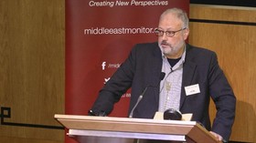 Saudi Hendak Bungkam Anak Khashoggi Dengan Rumah dan Uang
