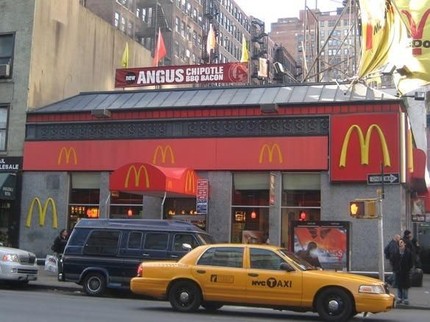 Enggak Sangka, Ini Alasan Bos Restoran McDonald's Dipecat