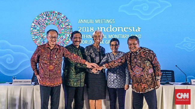 Menteri Keuangan Sri Mulyani menilai 'musim dingin' akan menghampiri negara maju. Namun, diharapkan acara IMF-World Bank di Bali membantu meredam gejolak itu.
