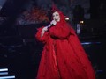 Melly Goeslaw Pernah Bawa Aki di Balik Baju demi Nyentrik