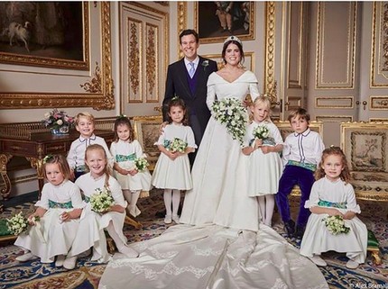 Tips Foto Keluarga Ciamik Seperti di Pernikahan Putri Eugenie
