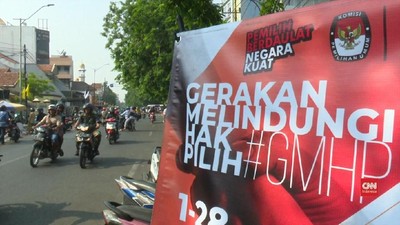 img-title VIDEO: KPU Sosialisasi Cek Online Daftar Pemilih Tetap